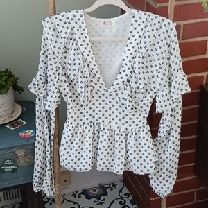 Traveling Chic Boutique Cream Black Ruffle Detail Blouse Size S
